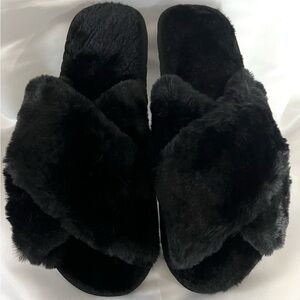 Cozy Black Faux Fur Slippers